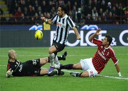 يوفنتوس يرفض الخسارة وينتزع التعادل في ميلان