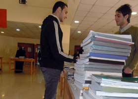 حملة تبادل الكتب "كتابي الك وكتابك الي"  