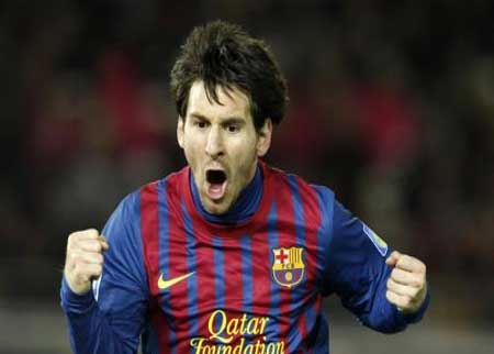 ميسي يتعرض للإيقاف للمرة الأولى في تاريخه