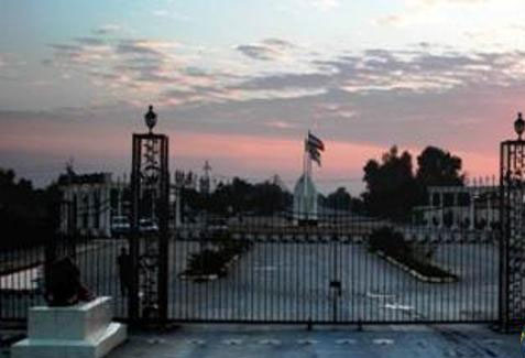 القوات القمعية تمنع السكان من توريد مواد غذائية وأدوية لهم إلى مخيم ليبرتي