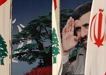 وزير الدفاع الإيراني: تعزيز الجيش اللبناني جزء من استراتيجيتنا