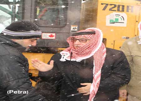 وزير الاشغال يتفقد الطرق بمحافظتي عجلون وجرش وزير الاشغال يتفقد الطرق بمحافظتي عجلون وجرش