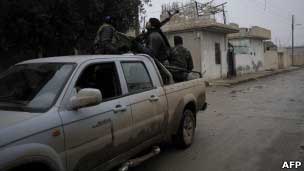 فرق الصليب الأحمر تدخل اليوم حي بابا عمرو في حمص