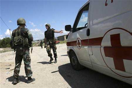 اللجنة الدولية للصليب الاحمر تبدأ توزيع المساعدات قرب حمص