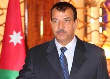 وزير الداخلية يبحث علاقات التعاون المشترك مع نظيرته البريطانية