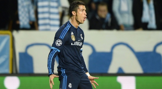رونالدو يواصل صناعة التاريخ مع ريال مدريد رونالدو يواصل صناعة التاريخ مع ريال مدريد
