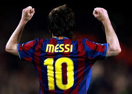 برشلونة الى ربع النهائي بخماسية لميسي
