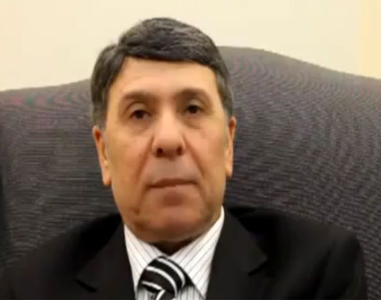 انشقاق معاون وزير النفط السوري واحدث المواجهات بين الجيش الحر وكتائب الاسد ( 10 اشرطة فيديو ) انشقاق معاون وزير النفط السوري واحدث المواجهات بين الجيش الحر وكتائب الاسد ( 10 اشرطة فيديو )