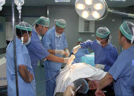المستشفى الميداني العسكري الاردني يتعامل مع اكثر700 الف مراجع من قطاع غزة المستشفى الميداني العسكري الاردني يتعامل مع اكثر700 الف مراجع من قطاع غزة