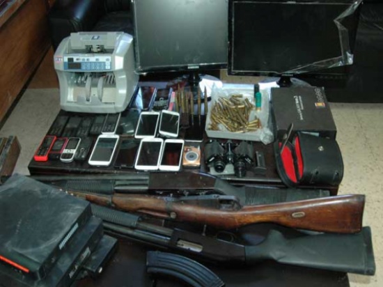 القبض على 9 اشخاص مشبوهين ومطلوبين بقضايا سلب واحتيال