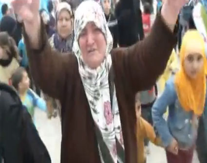 اخر احداث الاثنين في سوريا ( 9 اشرطة فيديو ) اخر احداث الاثنين في سوريا ( 9 اشرطة فيديو )