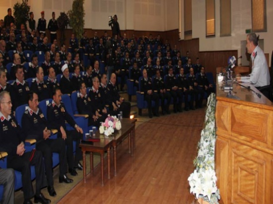 الدفاع المدني يحتفل بحصوله على جائزة الملك عبدالله الثاني لتميز الأداء الحكومي