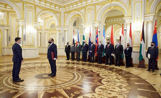 الرفاعي يقدم اوراق اعتماده للرئيس الاوكراني سفيرا للاردن