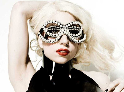 خبر وفاة ليدي غاغا "RIP Lady Gaga" يجتاح توتير