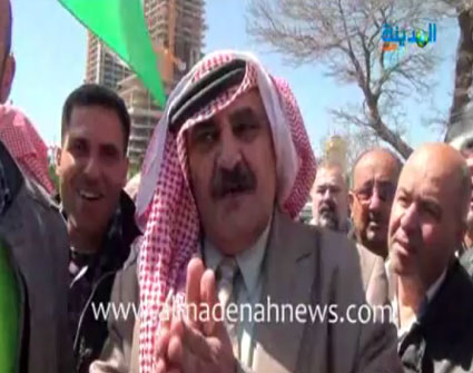 قصة العصافير والتصفيق والدود ( فيديو ) قصة العصافير والتصفيق والدود ( فيديو )