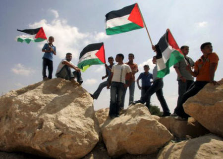 ناشطون يؤكدون أهمية مسيرة القدس في تسليط الضوء على القضية الفلسطينية  