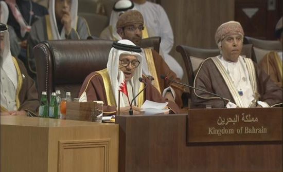 وزير خارجية البحرين : تعزيز التعاون والشراكة الدولية مع العراق وزير خارجية البحرين : تعزيز التعاون والشراكة الدولية مع العراق