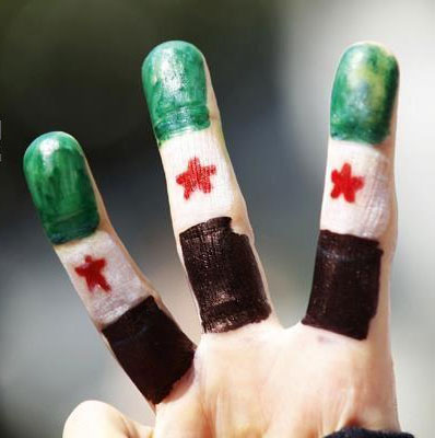 الجيش الحر يأسر جنوداً للأسد على الحدود التركية