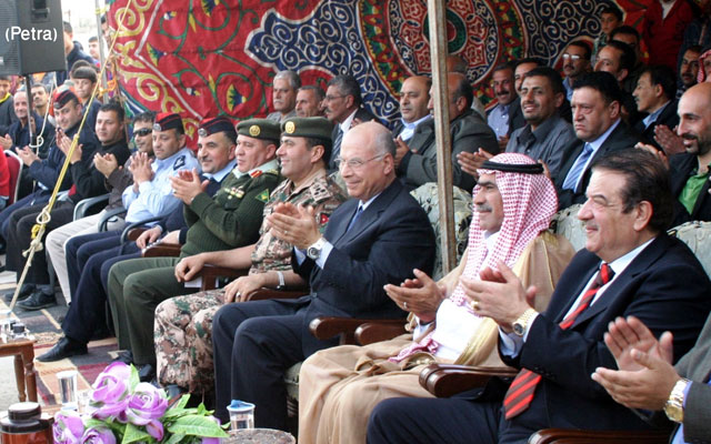 نادي الطرة يحتفل بعيد ميلاد الملك 