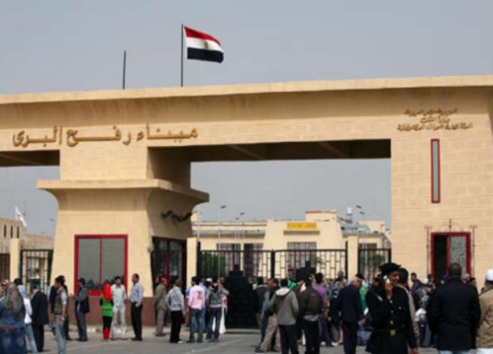 مصر تمدد فتح معبر رفح في الاتجاهين الثلاثاء والاربعاء