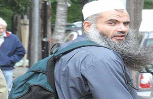 السلطات البريطانية تنقل  أبو قتادة  إلى منزل أكبر في لندن  