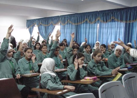 دوام المدارس الخميس المقبل حتى العاشرة صباحاً دوام المدارس الخميس المقبل حتى العاشرة صباحاً