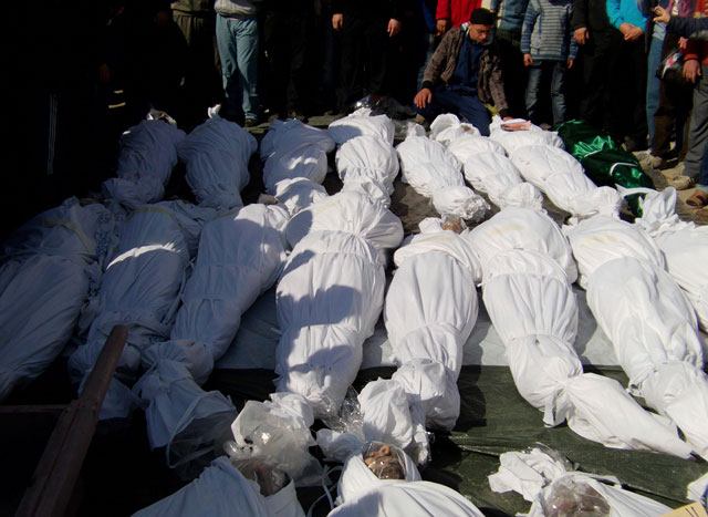 54 قتيلا والقصف يتواصل على حمص 