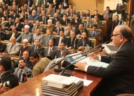البرلمان: الصناديق الخاصة باب خلفي لنهب أموال مصر
