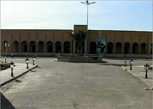 عائلة صدام تحذر من نقل جثمانه