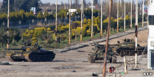 ناشطون سوريون: مقتل 7 أشخاص بينهم ضابطان كبيران في هجمات بعدة مناطق من سوريا