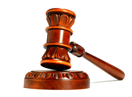 رئيس المجلس القضائي يلتقي حاكم إقليم البنجاب الباكستاني  