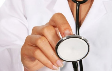 نقابة الممرضين تجدد مهلة لاحتواء نزاع مع وزارة الصحة