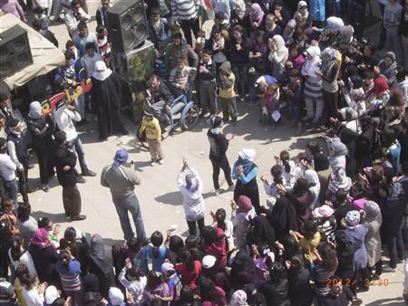 سوريا تقول ان الانتفاضة انتهت لكن الجيش يواصل هجماته