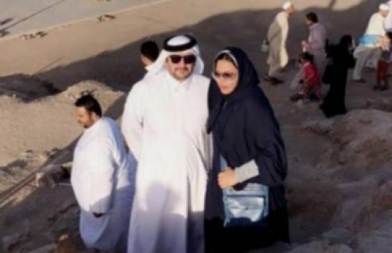 بالصورة.. هكذا بدت أحلام بالحجاب والعباءة في العمرة! بالصورة.. هكذا بدت أحلام بالحجاب والعباءة في العمرة!