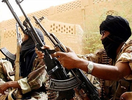 مالي.. الطوارق يدخلون تمبكتو وفرار القوات الحكومية