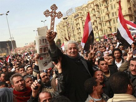 أقباط مصر ينسحبون من محادثات صياغة الدستور