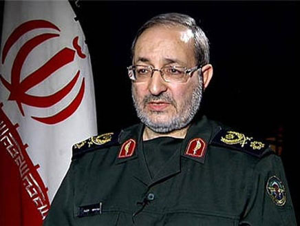 عسكري إيراني يدعو دمشق إلى معاقبة داعمي الثوار