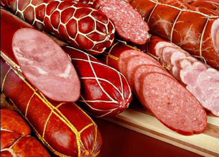 اتلاف لحوم غير صالحة للاستهلاك في اربد  