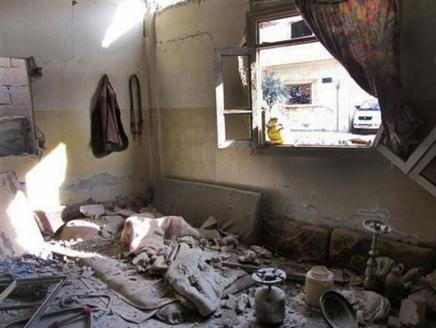 40 قتيلا بقصف وعمليات دهم في سوريا 