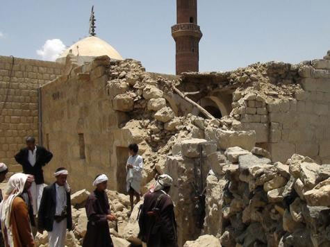 مواجهات أرحب تثير المخاوف باليمن 