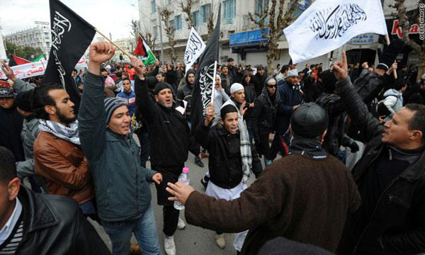 تونس: مواجهات طلابية دامية وحظر تجول بـ"القصرين"