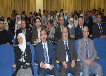 الجامعة الهاشمية تحتفل ببدء عمل مركز التأهيل المجتمعي خدمة للعاملين وعائلاتهم