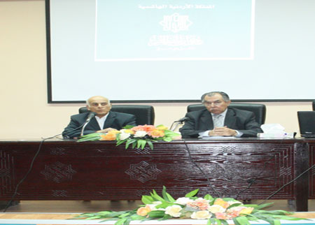 رئيس ديوان المظالم يحاضر في جامعة العلوم الإسلامية العالمية رئيس ديوان المظالم يحاضر في جامعة العلوم الإسلامية العالمية