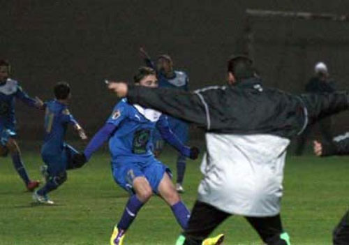 اعمال شغب واصابات عقب مباراة الرمثا وذات راس واللحام يتحدث للمدينة نيوز ( فيديو )
