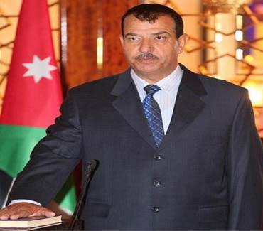 وزير الداخلية يصل إلى رام الله ويلتقي محافظها  