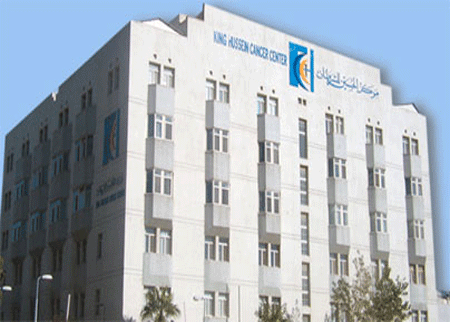 ورشة عمل عن تأهيل مرضى سرطان الحنجرة بعد استئصالها