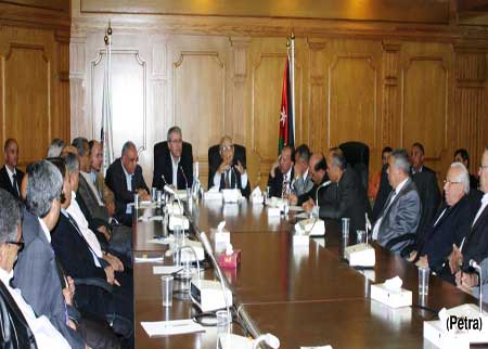 المجالي: انتخاب نصف اعضاء مجلس الاعيان يحقق الاستقلالية والتوازن بين السلطات 