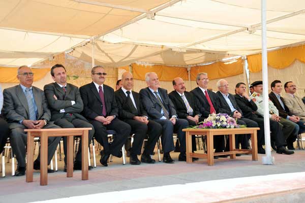 جامعة العلوم والتكنولوجيا تحتفل بالاعياد الوطنية جامعة العلوم والتكنولوجيا تحتفل بالاعياد الوطنية