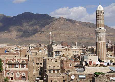 وزارة الدفاع اليمنية تعلن عن مقتل 7 من عناصر القاعدة في جنوب البلاد