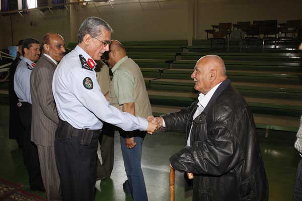 مدير الامن العام يودع اعضاء بعثة عمرة الامن العام 